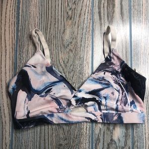 💙Fabletics sports bra